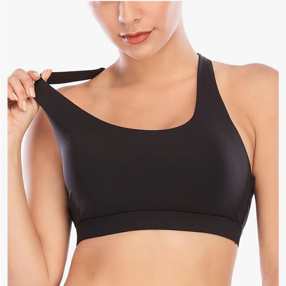 ✨ Medium Support Sports Bra with Crisscross Back - Black, Size Large, NWOT